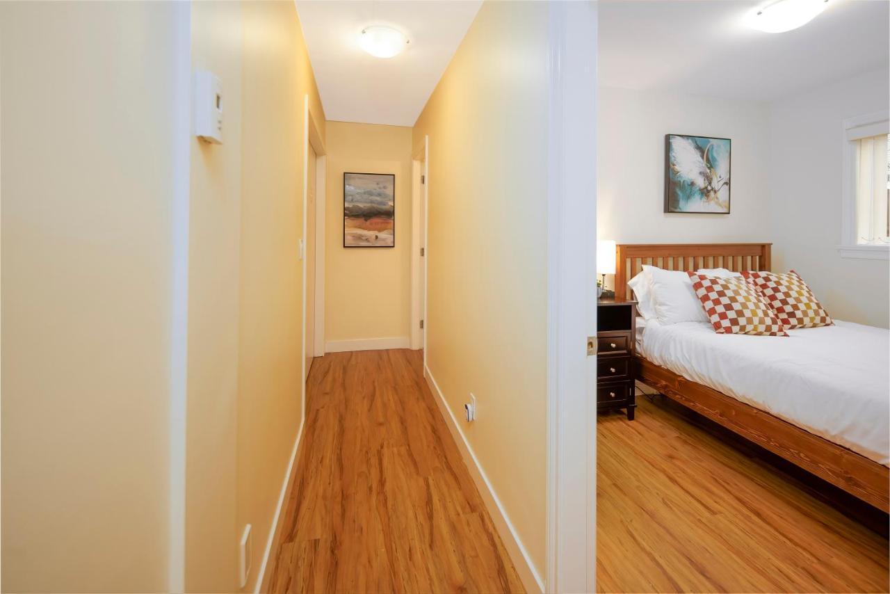 Cozy 2 Beds Spacious Rooms,Close To Transit Vancouver Esterno foto